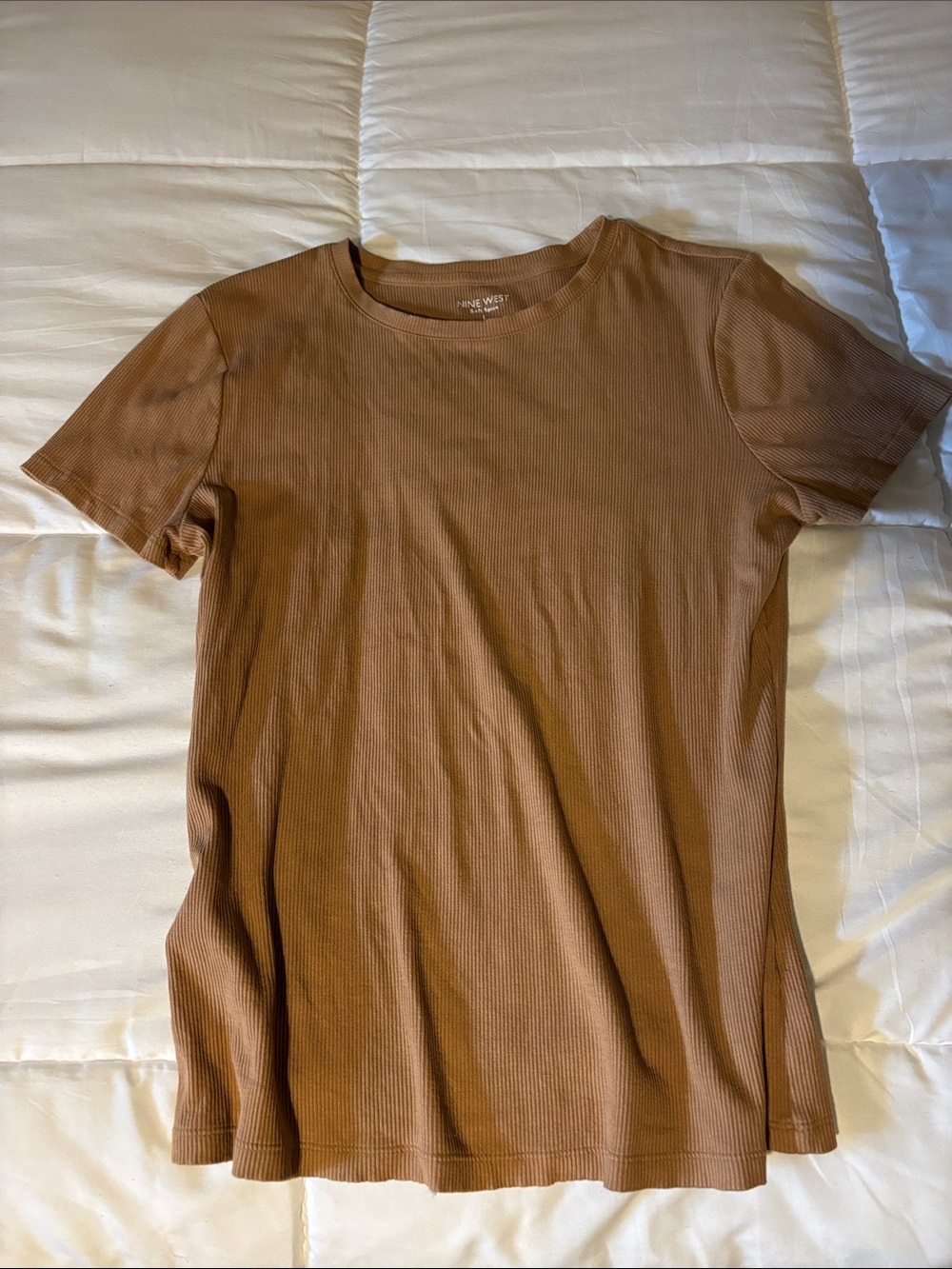 Nine West WOMen's Chestnut Ribbed Short Sleeve Tee